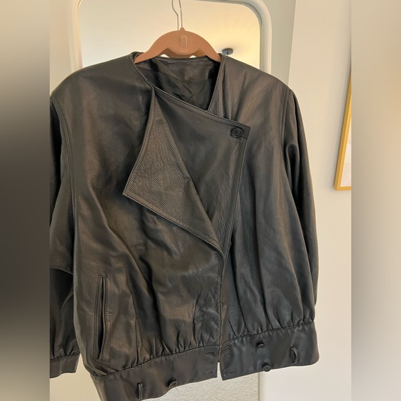 Vintage leather jacket - Picture 9 of 9
